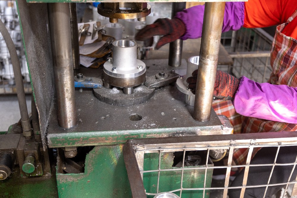 鋁壓鑄成型工藝的主要應(yīng)用領(lǐng)域是什么？